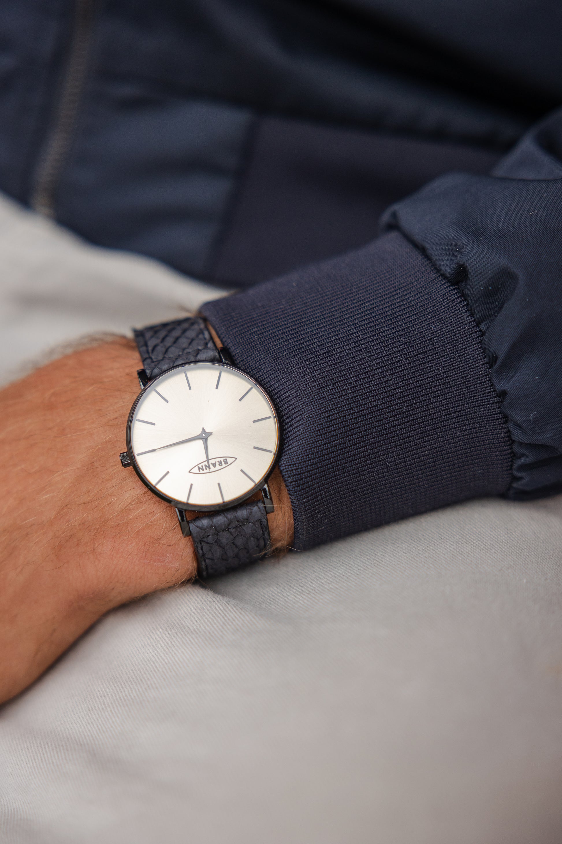 Kniksen klokken - Unisex 36 MM