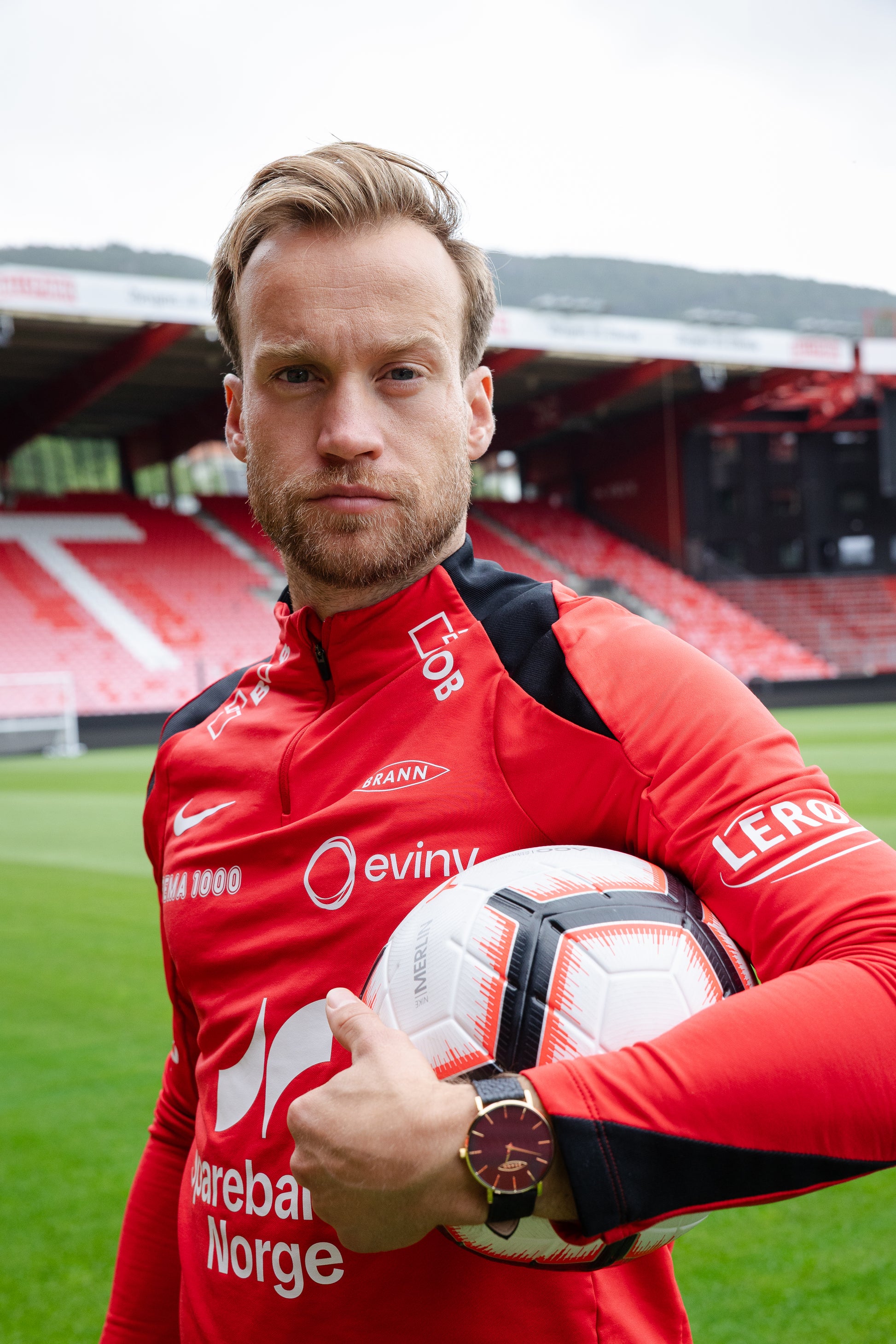 Brann klokken - Herreklokke 40 MM