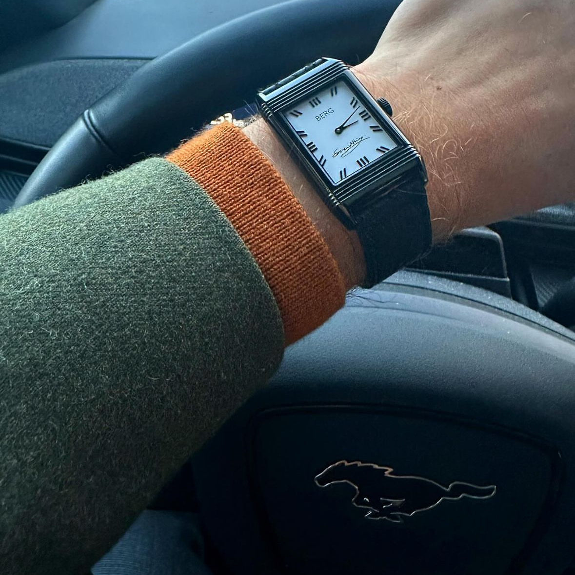 GRIEG PIANO KLOKKEN 45,6 MM SVART